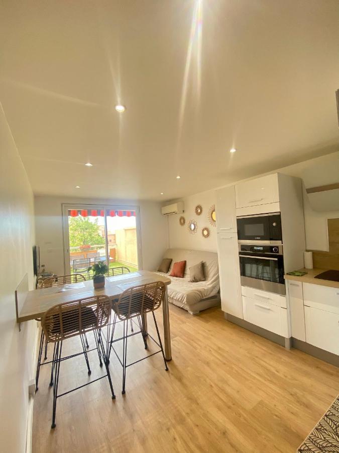 Superbe Appartement Avec Grande Terrasse 卡尔特汉 外观 照片